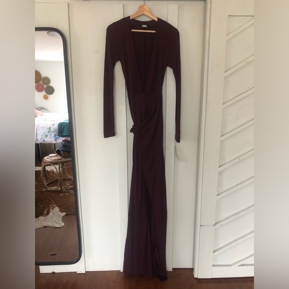 Reformation Long Sleeve Plunging Neckline Sz XS Faux Wrap Dress In Aubergine - Picture 13 of 16